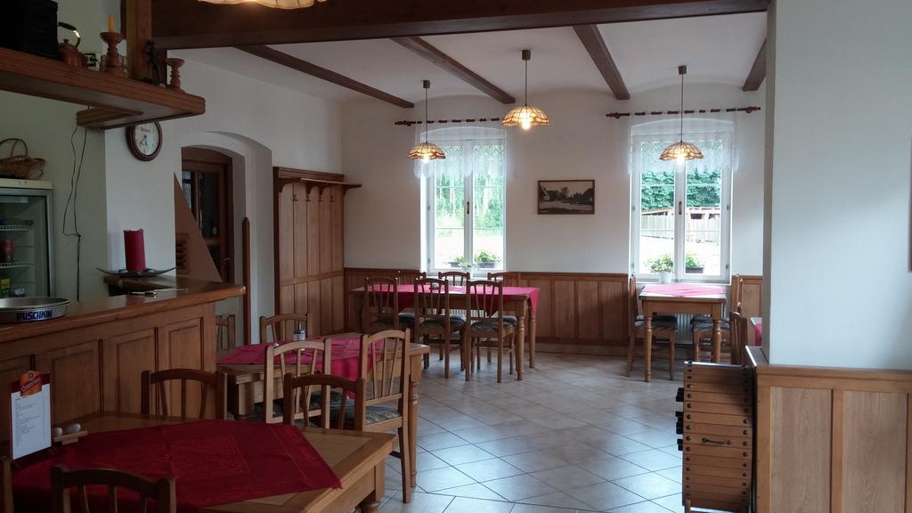 Pension U Milana Dvůr Králové nad Labem Buitenkant foto